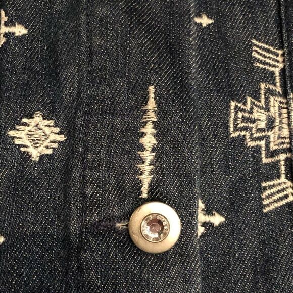 Laura Ashley Women’s Denim Jean Jacket Blue/White Southwestern design Size 10 - Picture 10 of 13